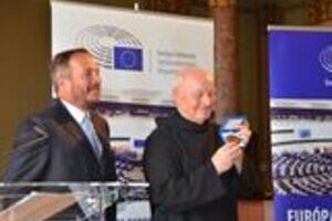 Kozma Imre atya Európai Polgár díjat kapott