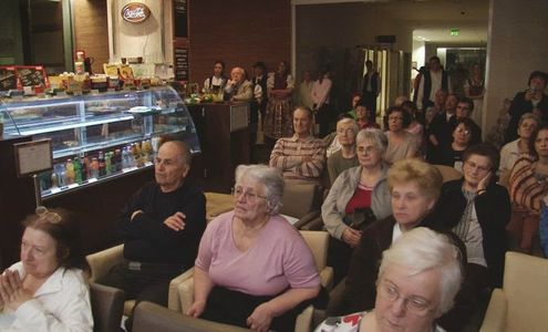 Veli bej kávéházi esték – Józsa Judit, Szent Margit Gimnázium táncegyüttese, Döbögő Táncegyüttes